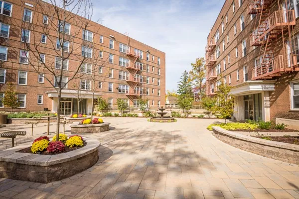 Parktowne Apartments