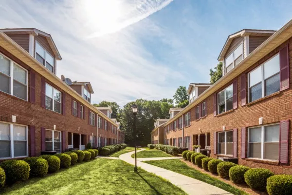 short hills club village