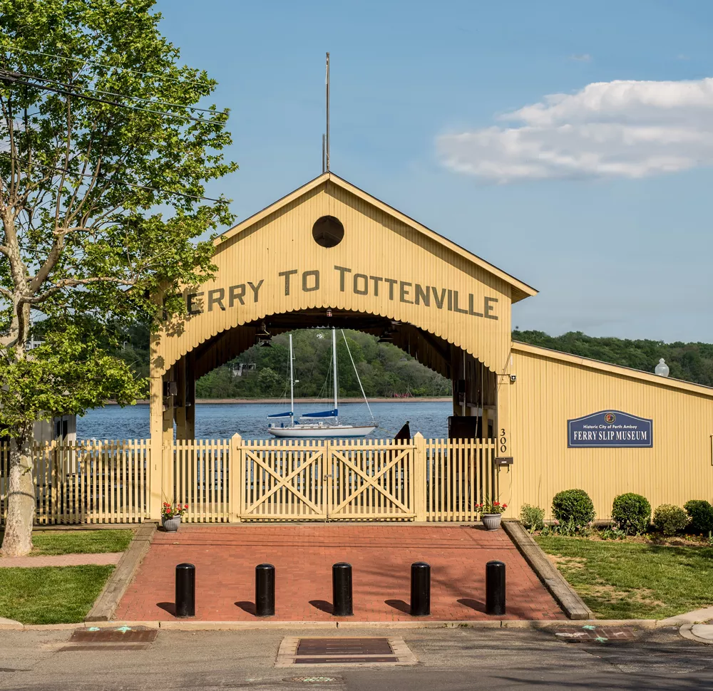 Harbor Terrace Waterfront