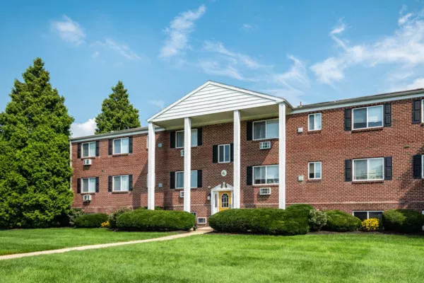 Sweetbriar Apartments