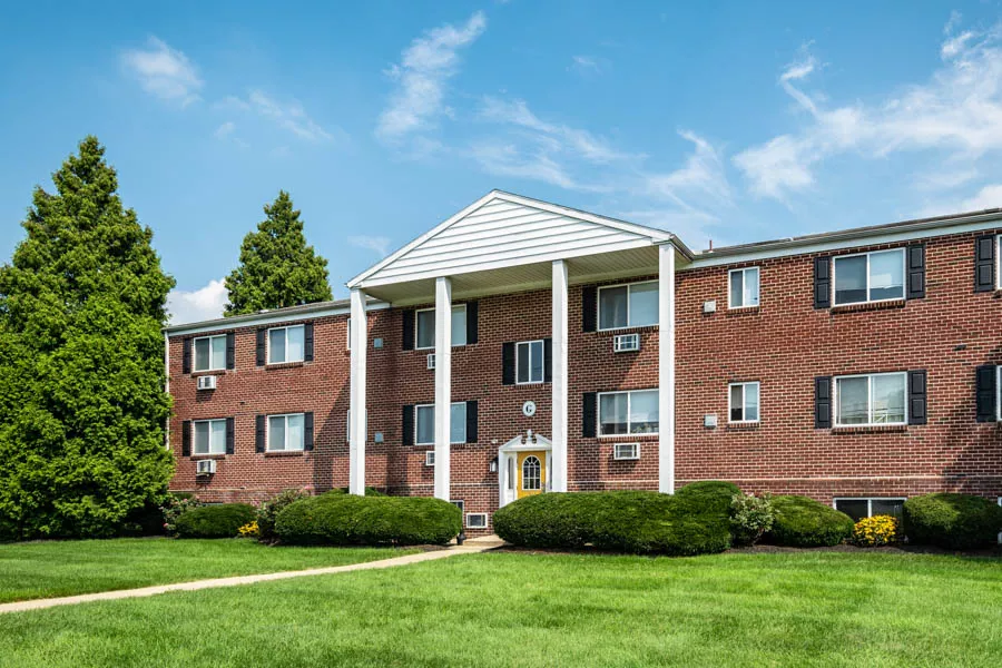 Sweetbriar Apartments