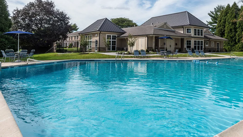 swimming pool at middletown trace apartments langhorne pa