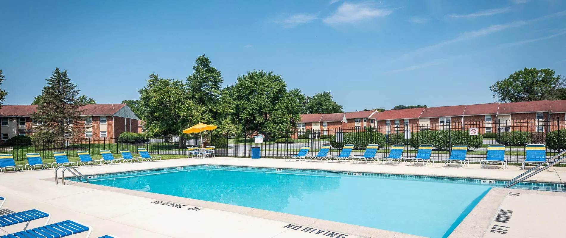 Colebrook Apartments Pool Lancaster PA