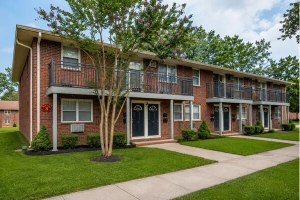 Stratford Apartments