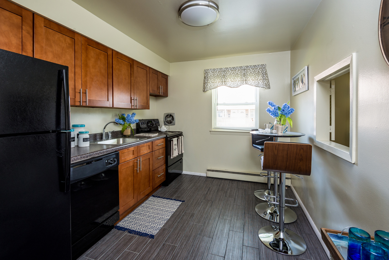 Stratford Apartments Kitchen