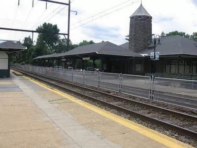 elkins park septa train station