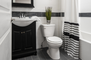 bathroom in ken gardens apartments