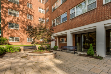 Hayes house Entrance