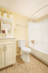 Bathroom Colebrook Apts Lancaster PA