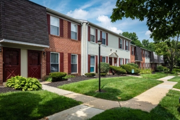 windsor court townhomes