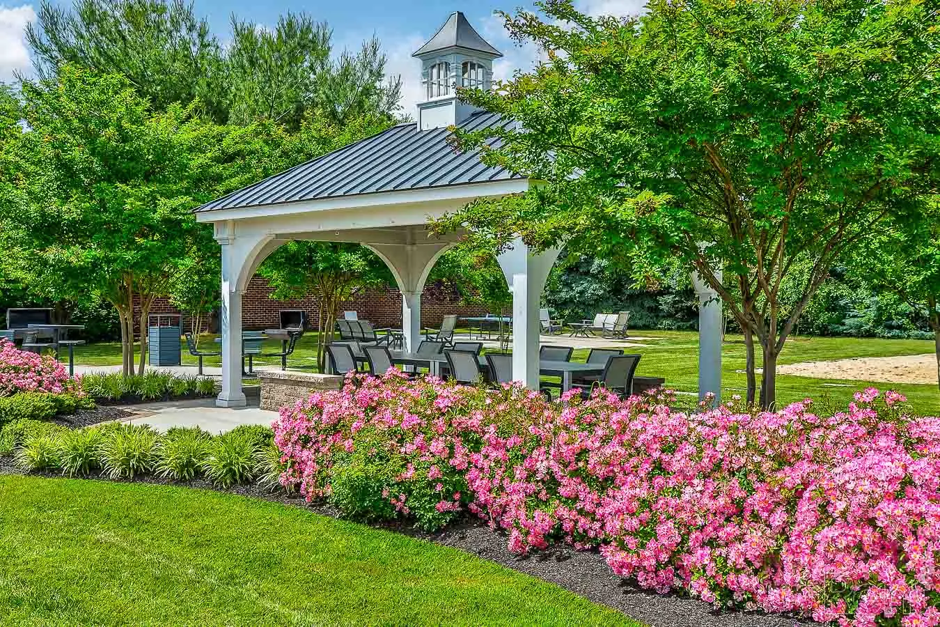 pleasantviewgardens_ext_ods