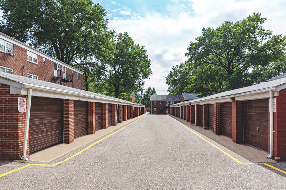 Amenities of Hillside Village Apartments Ridgefield Rentals