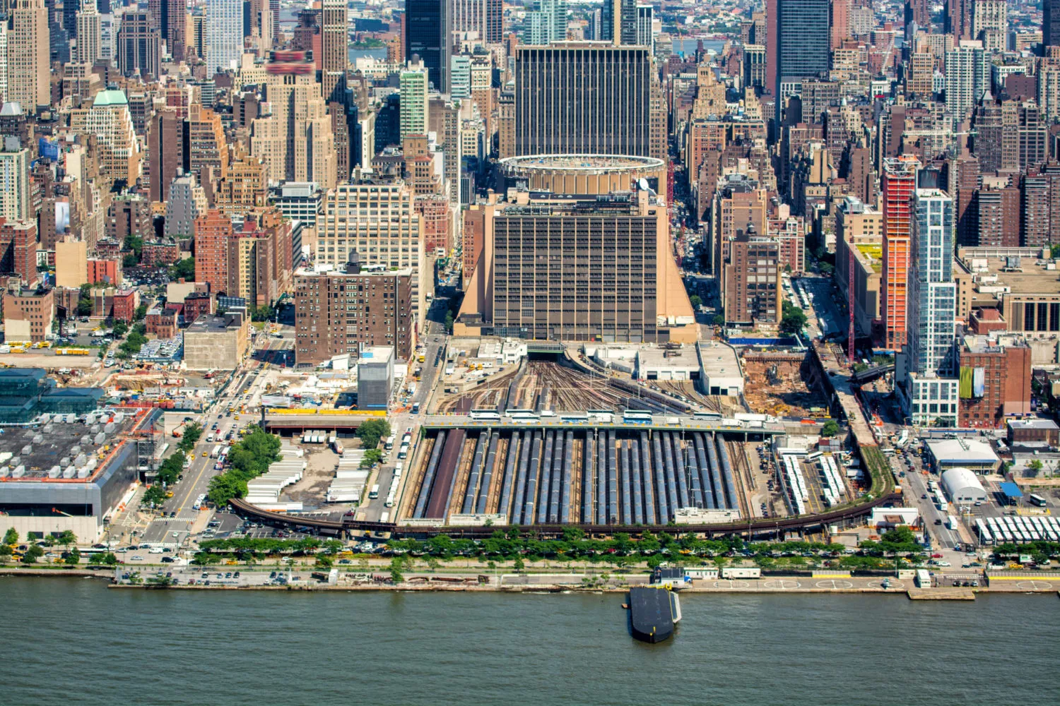 Aerial,View,Of,Penn,Station,And,Hudson,River,In,Manhattan.