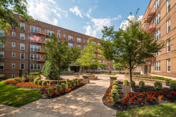 Parktowne Apartments courtyard
