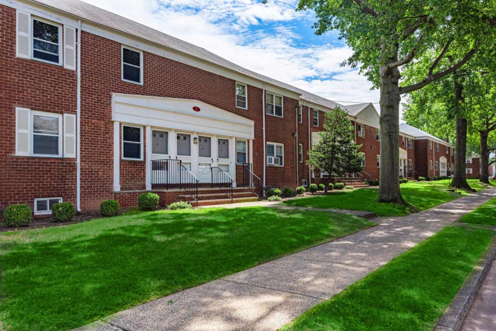 Apartments for Rent in Nutley NJ | Nutley Gardens Apartments