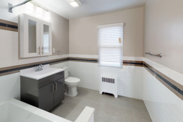 Short Hill Club Village 2 Bed Bathroom