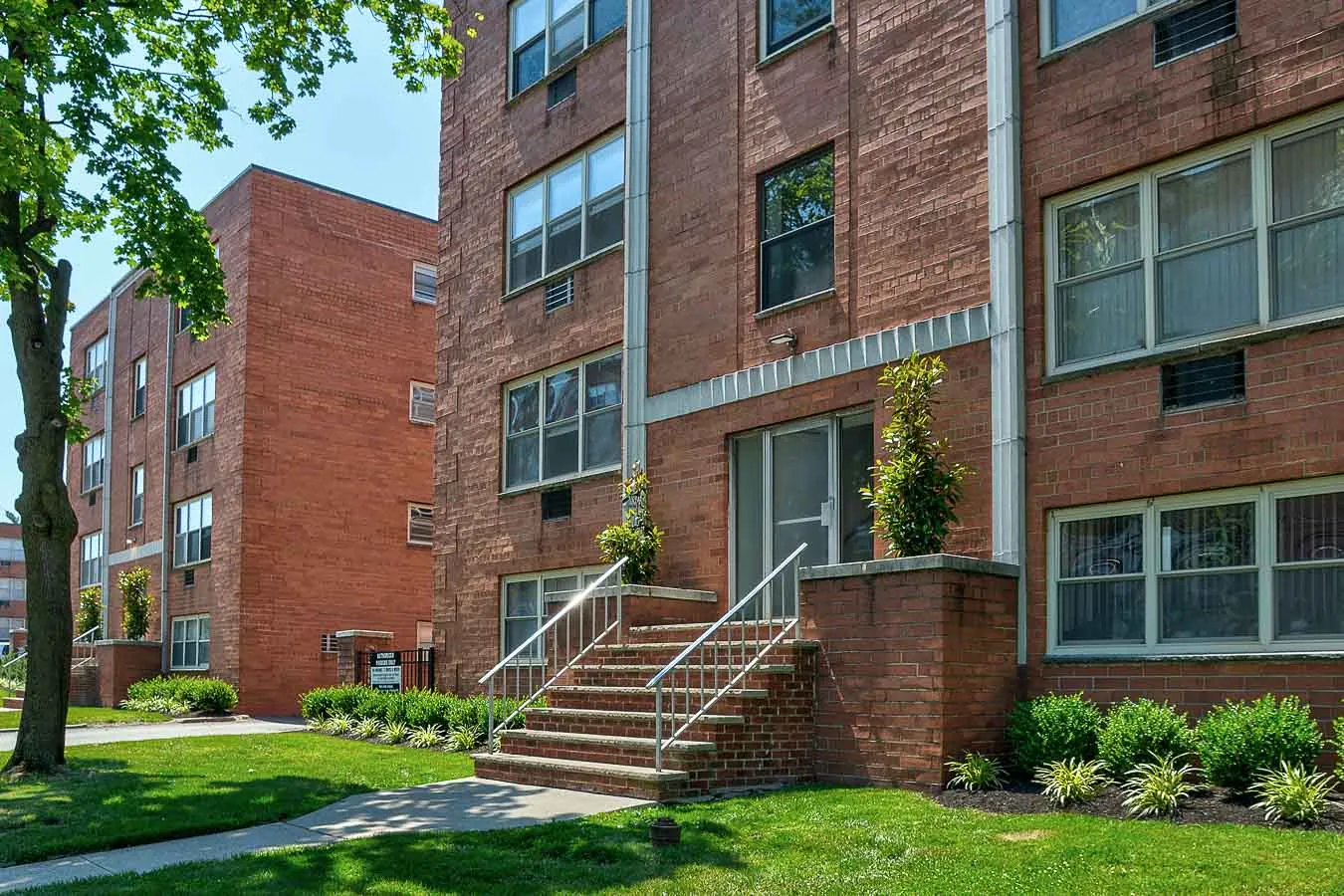 78856_35_hdp_royaltowers_ext_bldg23