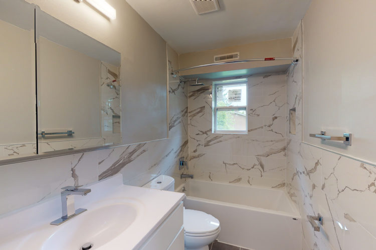 Photos & 3D Tours of Barrett Country Club in Kendall Park, NJ