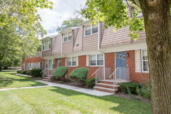 southbrook-gardens-exterior