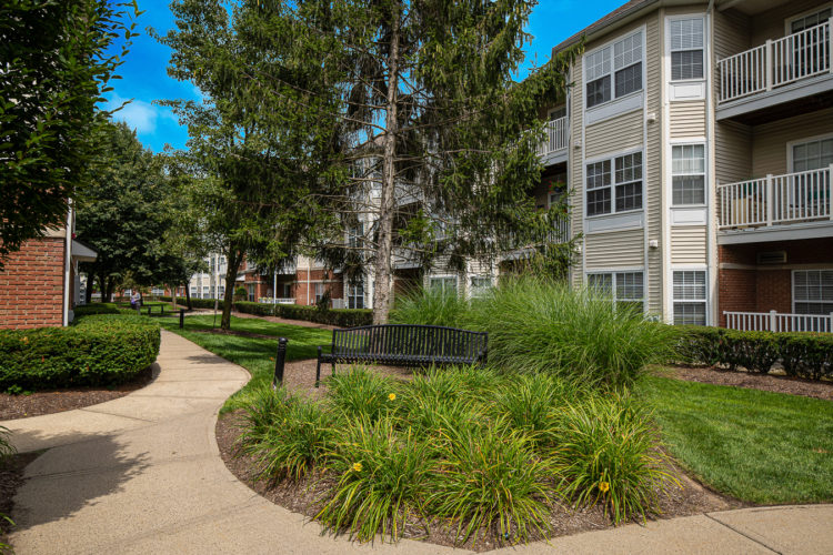 Photos & Gallery Highlands at Westwood Apartments