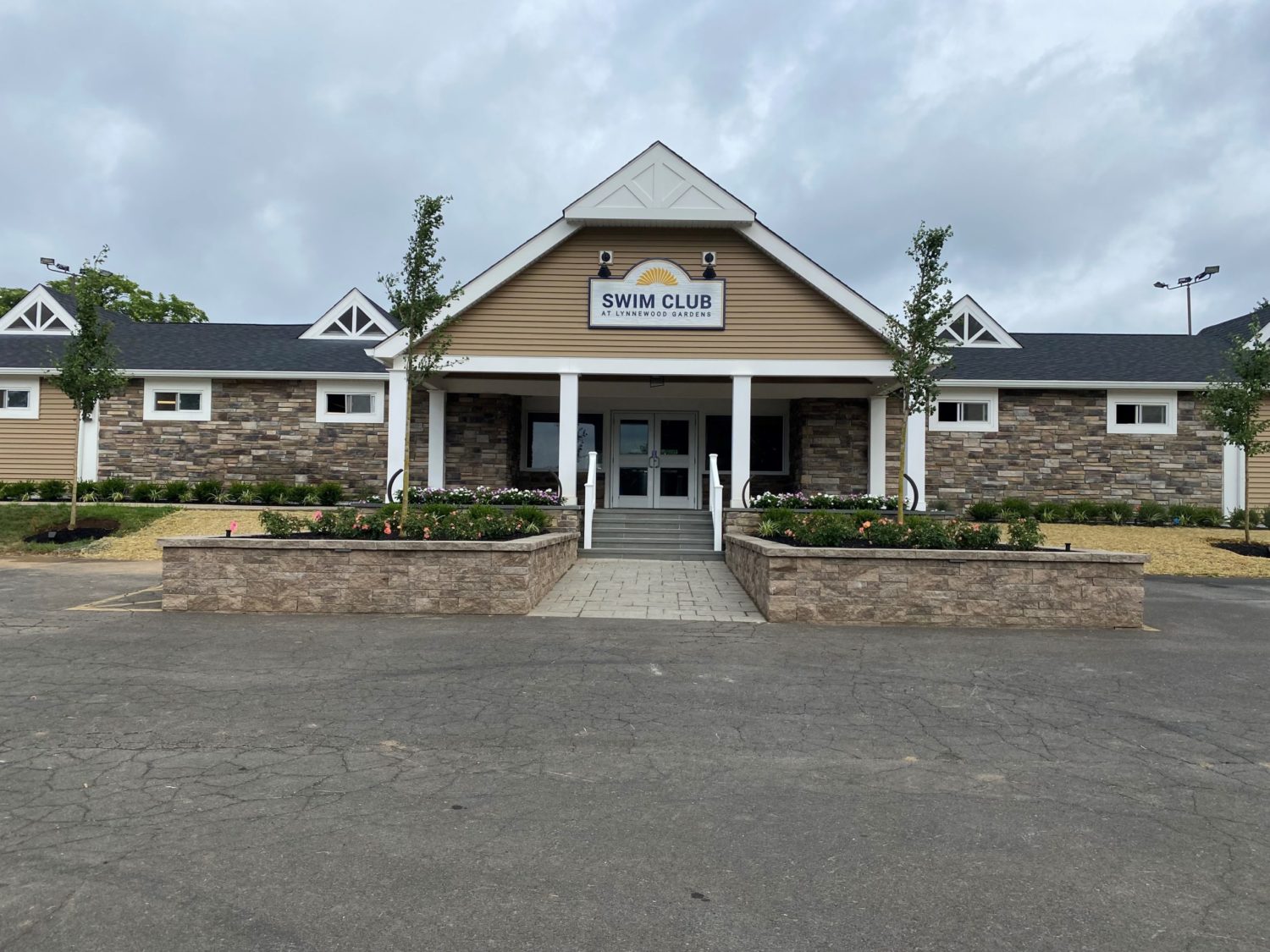 Lynnewood Gardens Debuts Their New Pool House