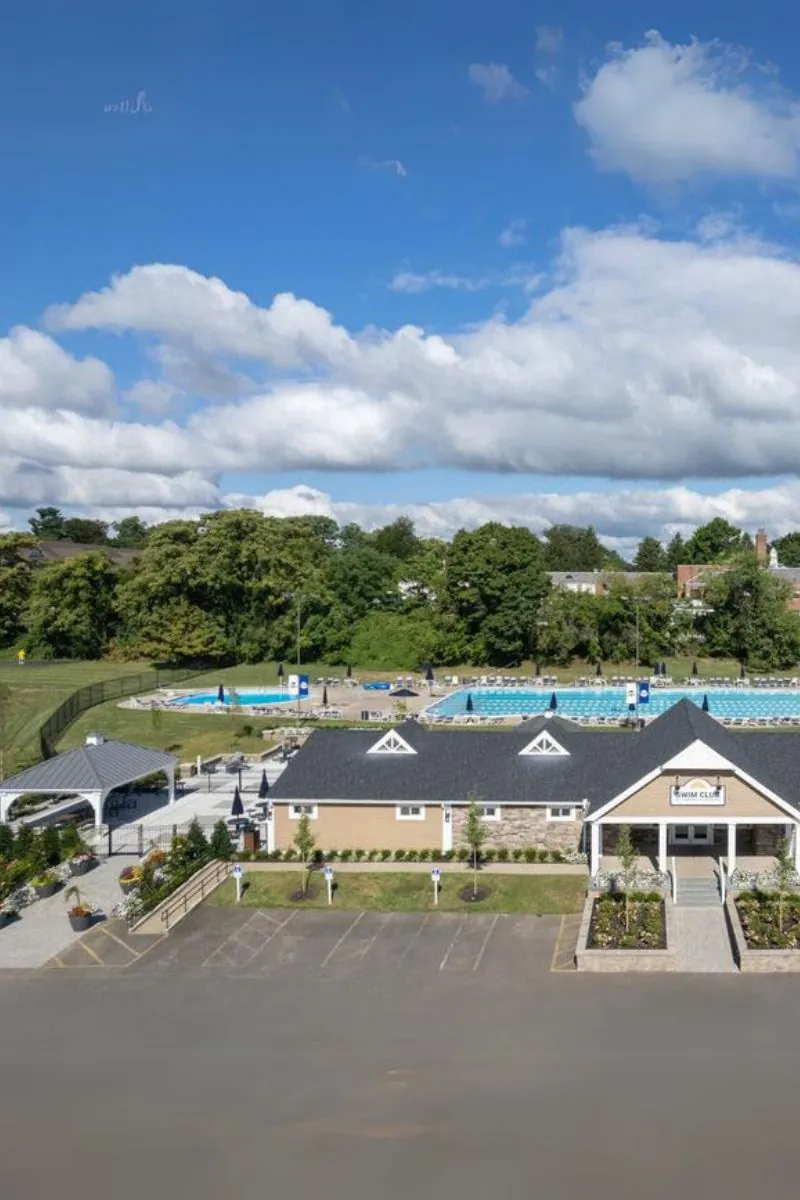 lynnewood gardens community amenities for students